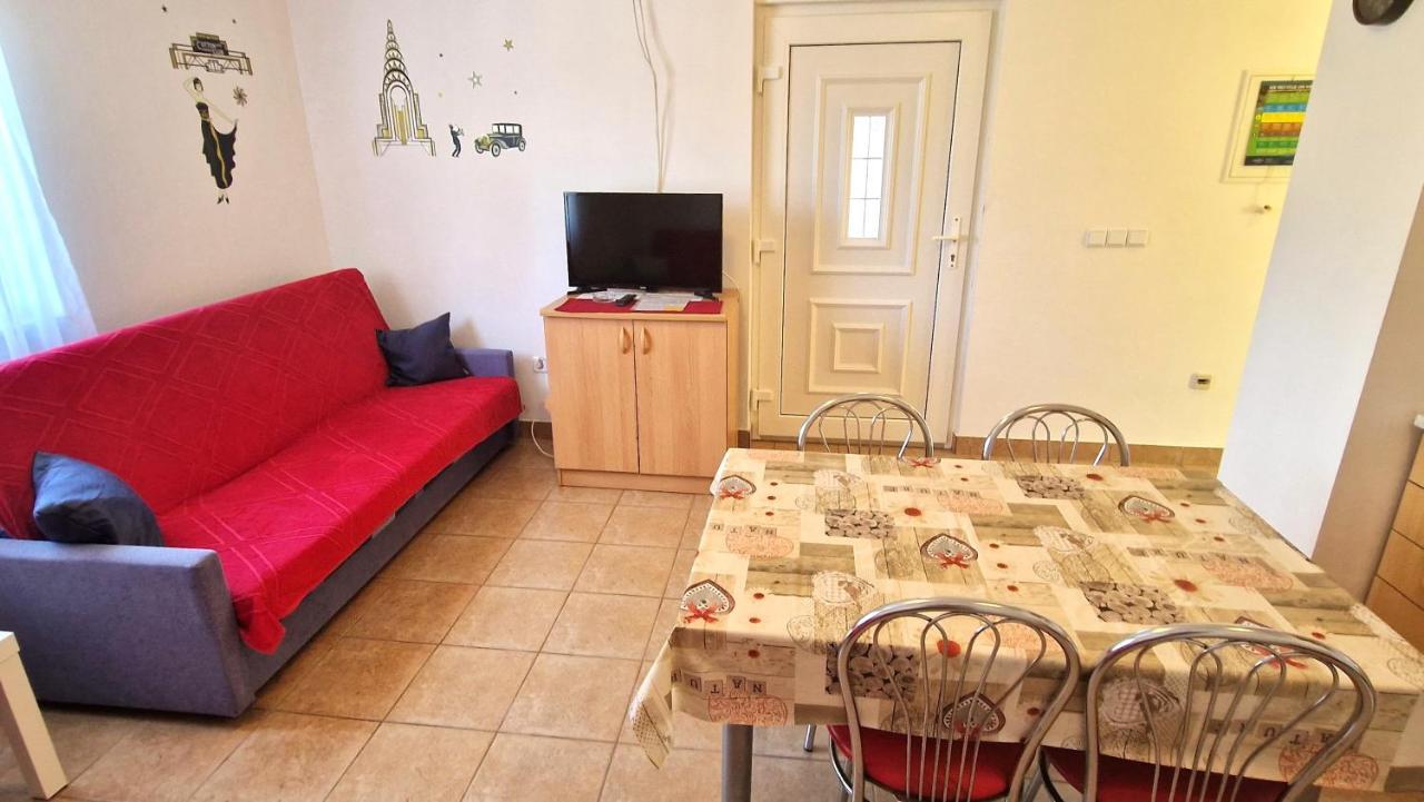 Apartment Hrzina Krk Town Exteriör bild