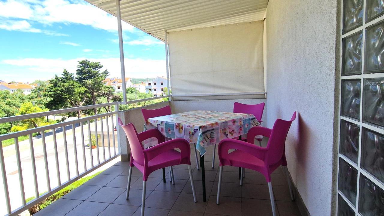 Apartment Hrzina Krk Town Exteriör bild